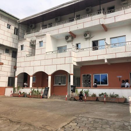Hotel La Grace Kribi Luaran gambar