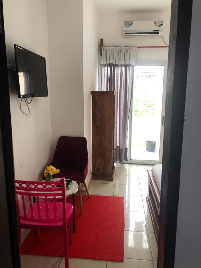 Hotel La Grace Kribi Luaran gambar
