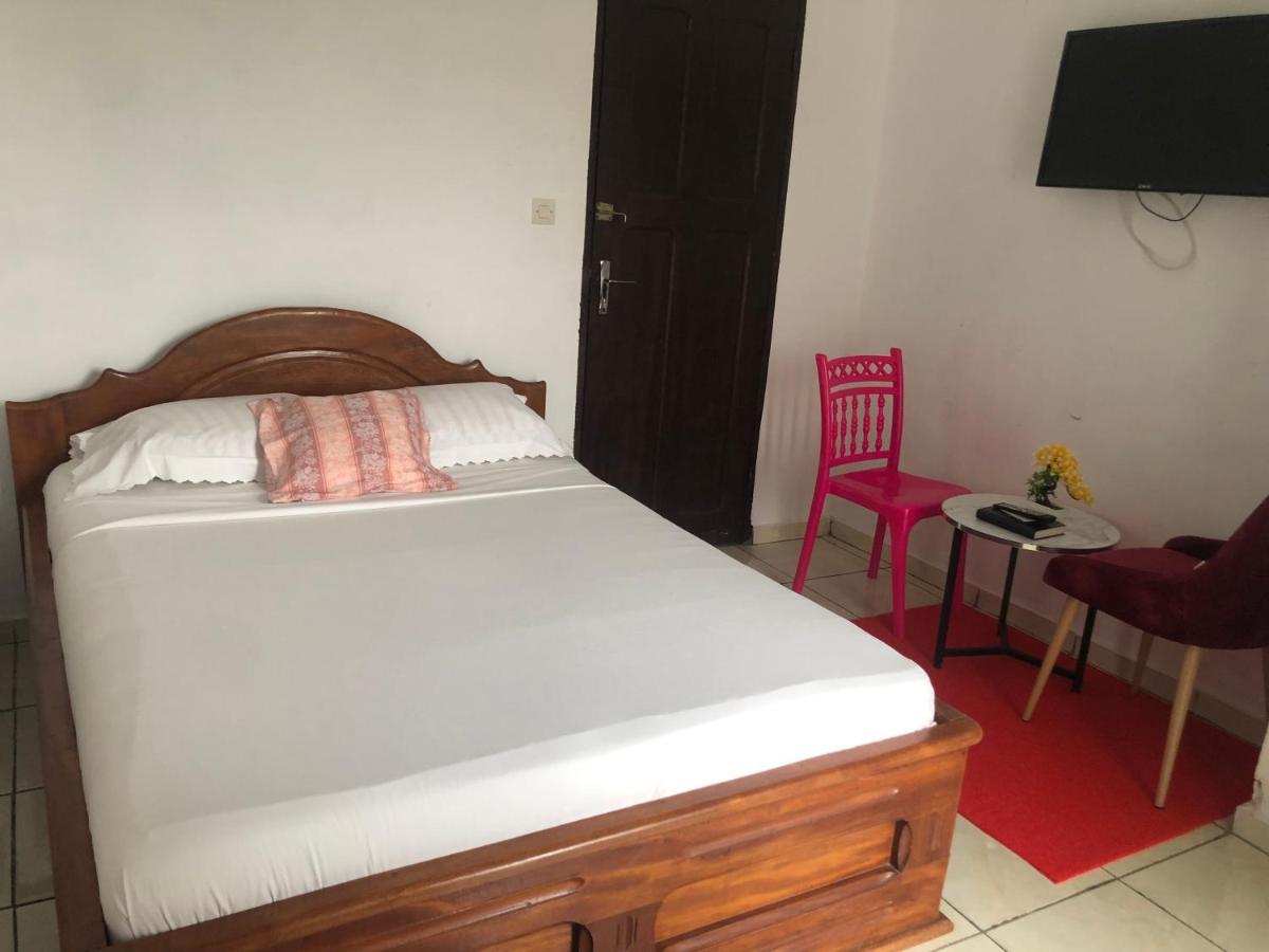 Hotel La Grace Kribi Luaran gambar