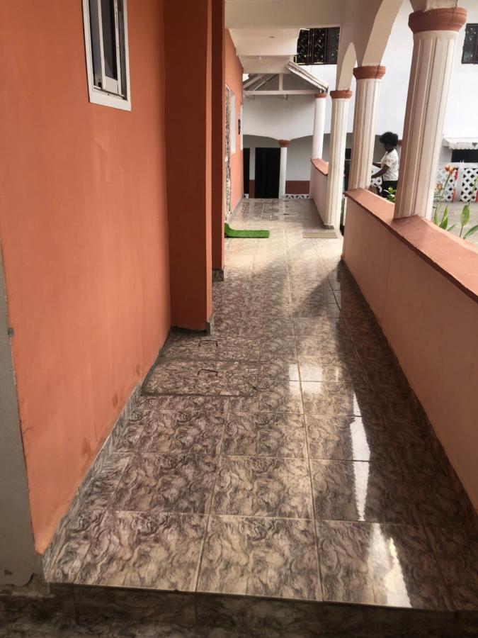 Hotel La Grace Kribi Luaran gambar