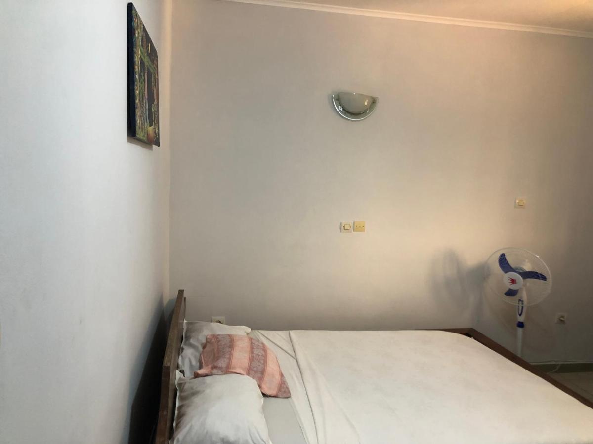 Hotel La Grace Kribi Luaran gambar